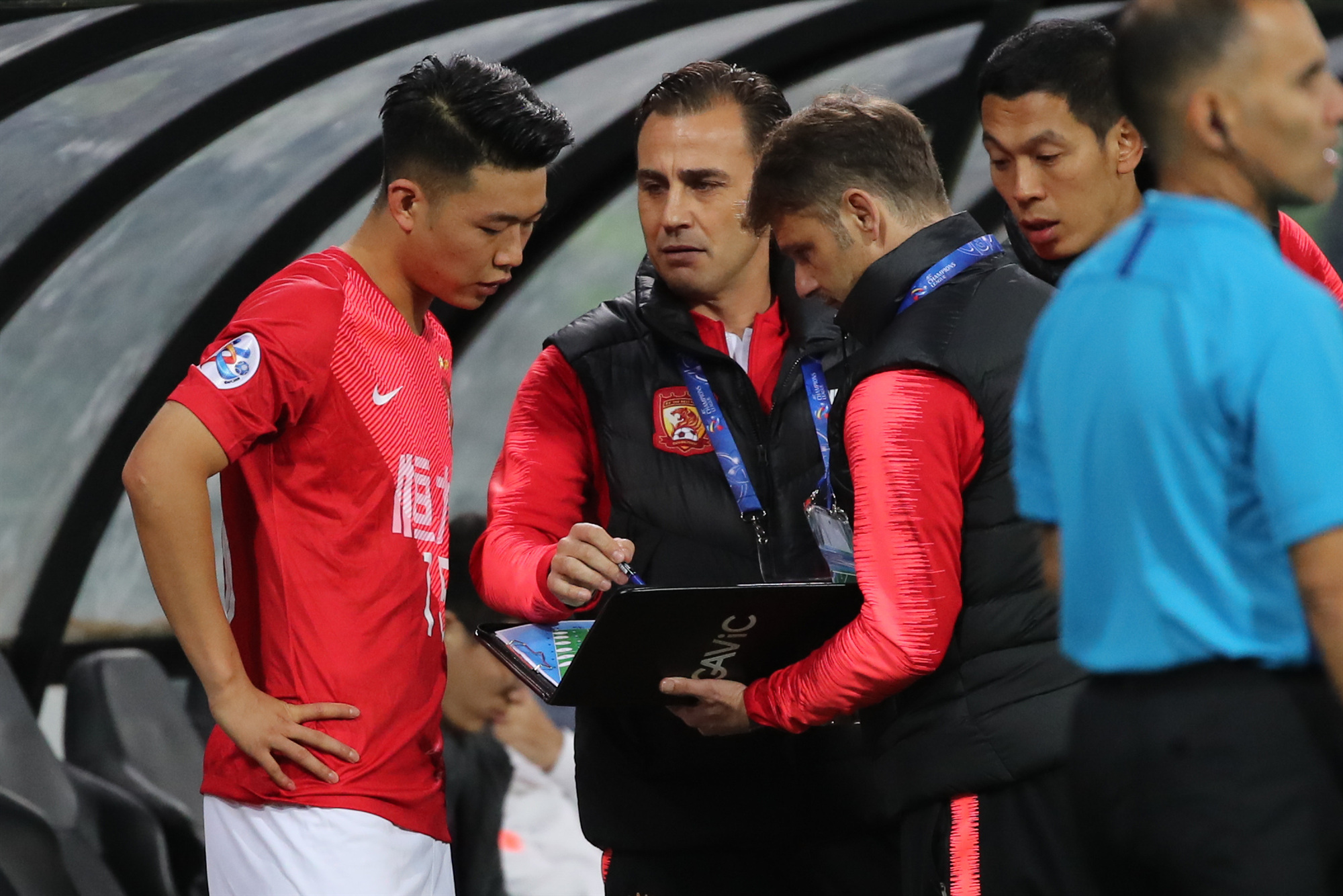 清晨广州队备战亚冠，队长鼓劲细节曝光，底气十足，医务组通报恢复